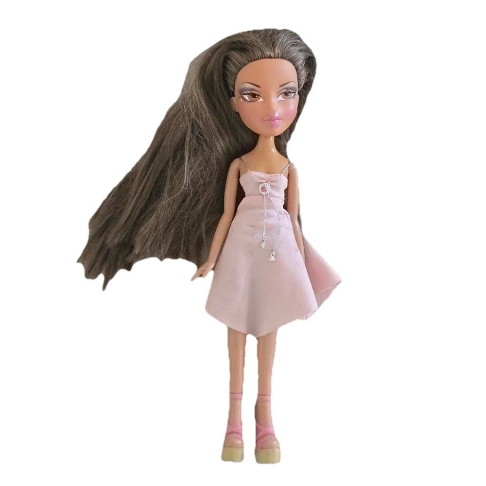 Vintage Design Your Own Bratz Doll Yasmin‎ Pink Dress 2001